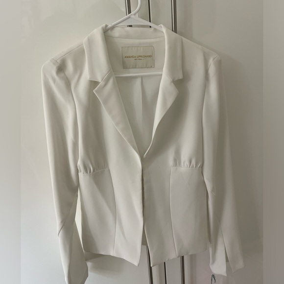 Amanda Uprichard beautiful white blazer.  Never been worn.  Tags still attached. - Picture 2 of 3